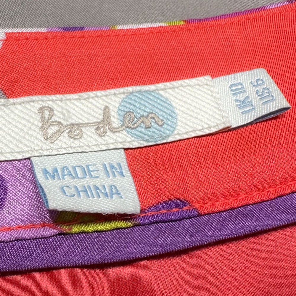 BODEN silk blend floral dress, US 6. - Picture 7 of 7